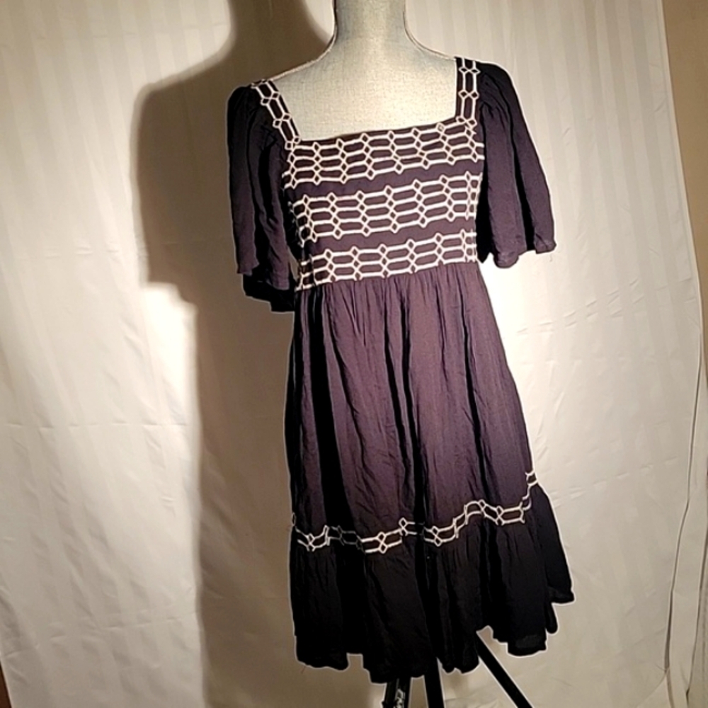 Forever 21 Women's Black with White Pattern Babydoll Dress, Size: 0X